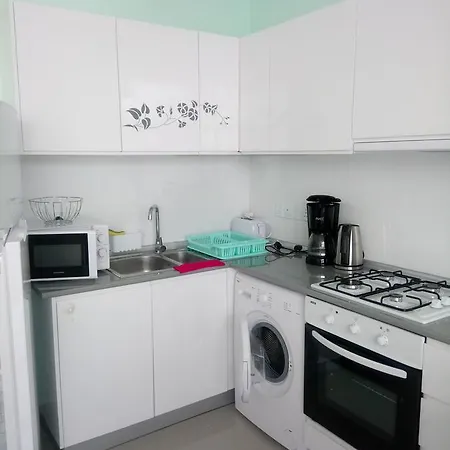 Caesar Beach Apartament *