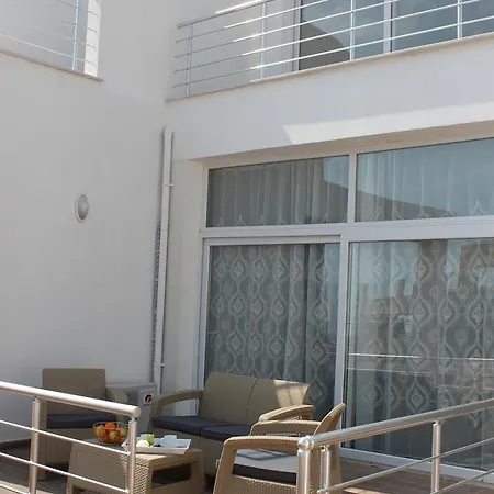 Caesar Beach Apartament Boghaz